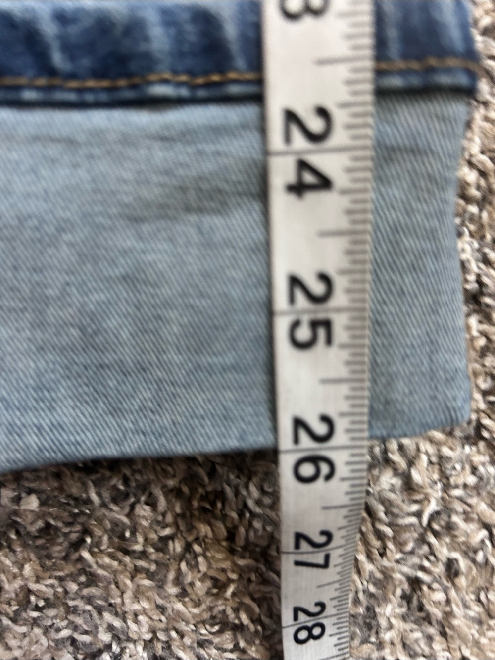 NY & CO Mid-Rise Distressed Boyfriend Cuffed Ankle Jeans size 4 - Picture 7 of 7